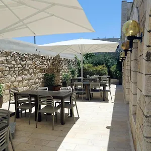 New Gate Hostel *