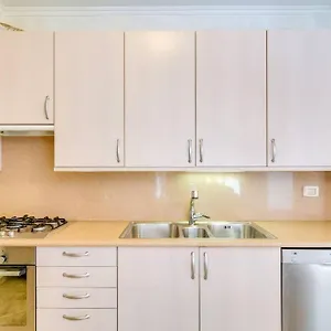 Mamilla Pool - David's Village - Jerusalem-rent * Jerusalem
