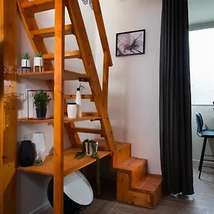 Aju Ben Yehuda 42 Apartment *