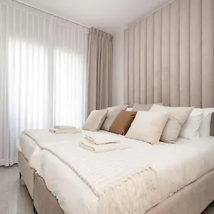 Lovely 1 Bedroom W/pool. Haneviim St *