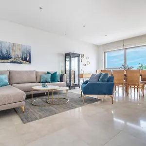 Saidoff Tower Luxury 3bdr Pool Gym Apartment