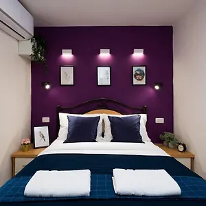 Ovadia Somech #3 Apartment