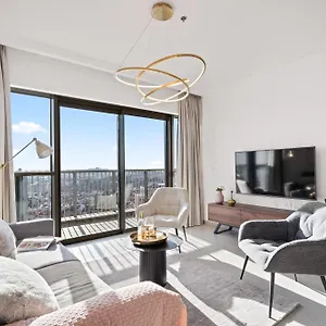 Savion View Center Apartment *