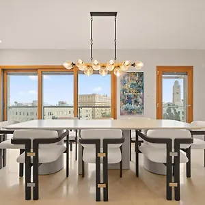 King David Luxury 3 Bd Pool Gym Parking
