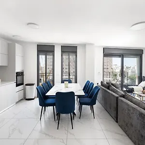 Apartment Agripas Penthouse