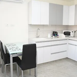 Habayit Bgeula- Kosher Apartment *