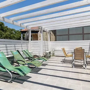 Apartment Hahavatselet - Isrentals Jerusalem
