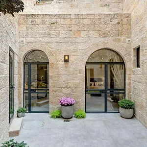 Kro Old Boutique 5*