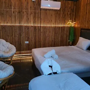 Hotel אילבן Eleven Suites