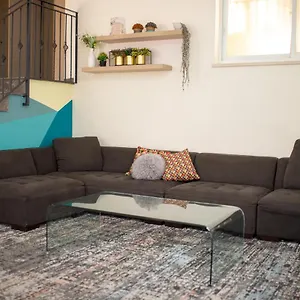 Spacious By The Orient - 4 Bdr *