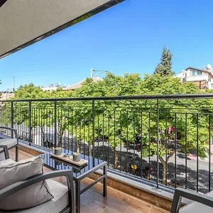 New Luxury 3 Bedroom - Next The Orient Apartment Jerusalem