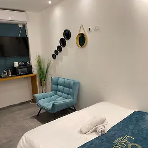 Elven Hotel *