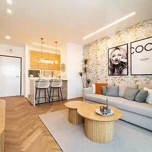 Stylish 1 Bedroom Savyon View - Isrentals בית נופש ירושלים