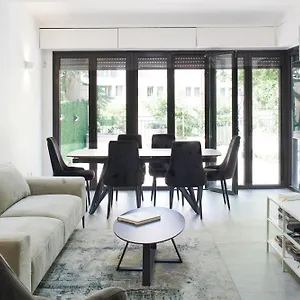 2 Bedroom Next To Old With Patio By Feelhome *
