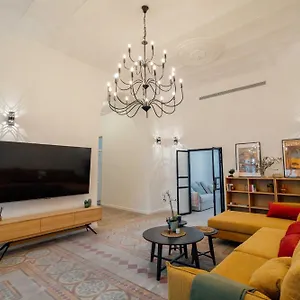 Unique 4 Bedroom - Next Mamilla *