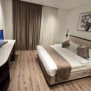 Levant Hotel 4*