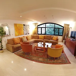 Apartment Unique Penthouse With A Gorgeous Roof Top *